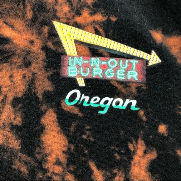 In N Out Burger Oregon Black and Orange Palm Tree Logo Tie Dye Tshirt - Picture 4 of 7